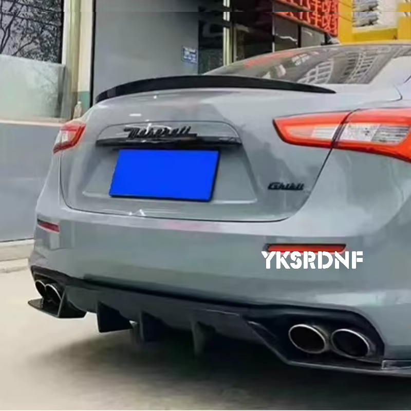 Alerón trasero de fibra de carbono estilo Wald para Maserati Ghibli - imagen 4