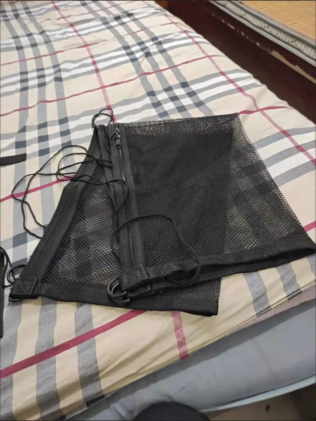 Organizador red para maletero y techo de coche con cremallera - imagen 3
