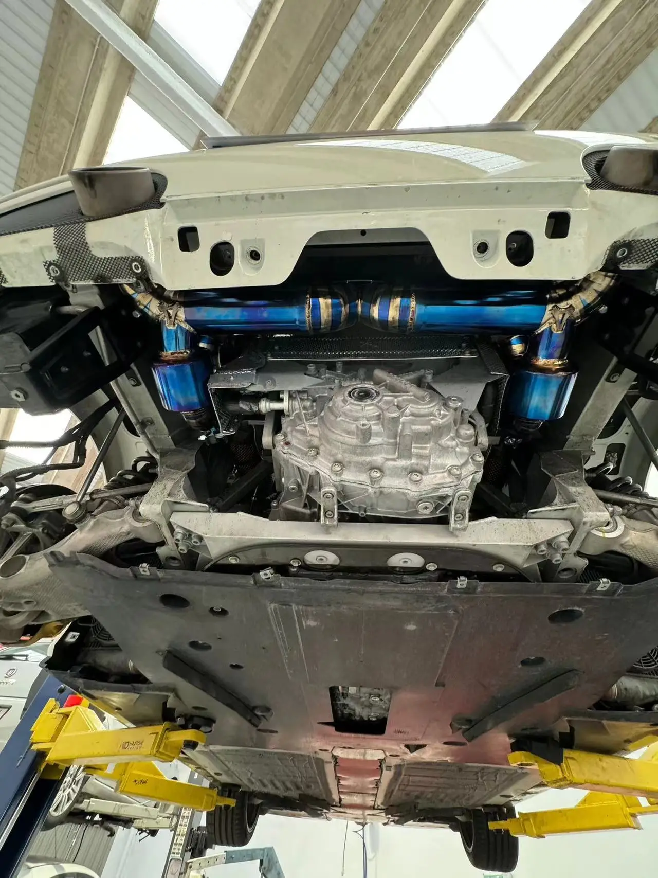 Tubo escape Catback titanio Ferrari 488 GTB F142M 3.9T - imagen 4