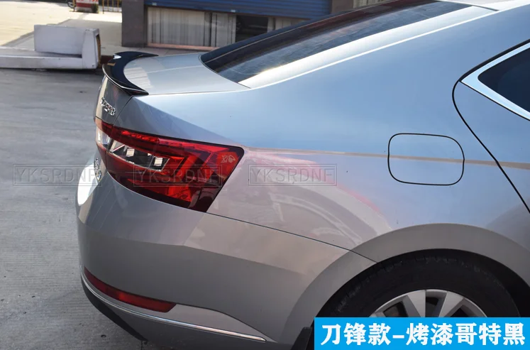 Spoiler trasero ABS para Skoda Superb 2015-2019 - imagen 2