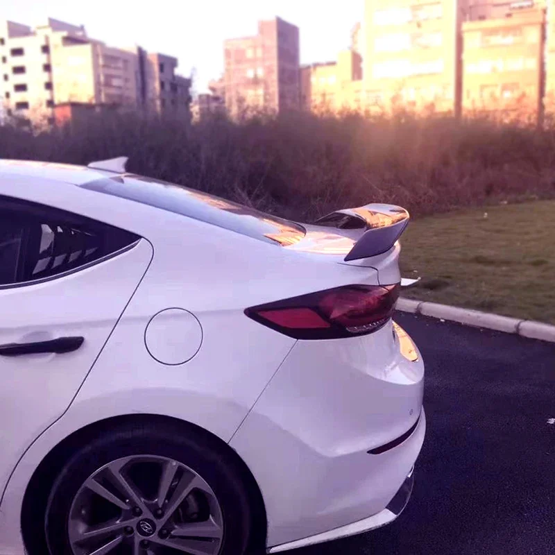 Alerón maletero carbono Hyundai Elantra 2012-2019 - imagen 2