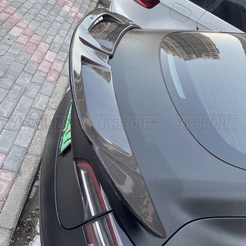 Alerón trasero de fibra de carbono para Tesla Model 3 - imagen 4