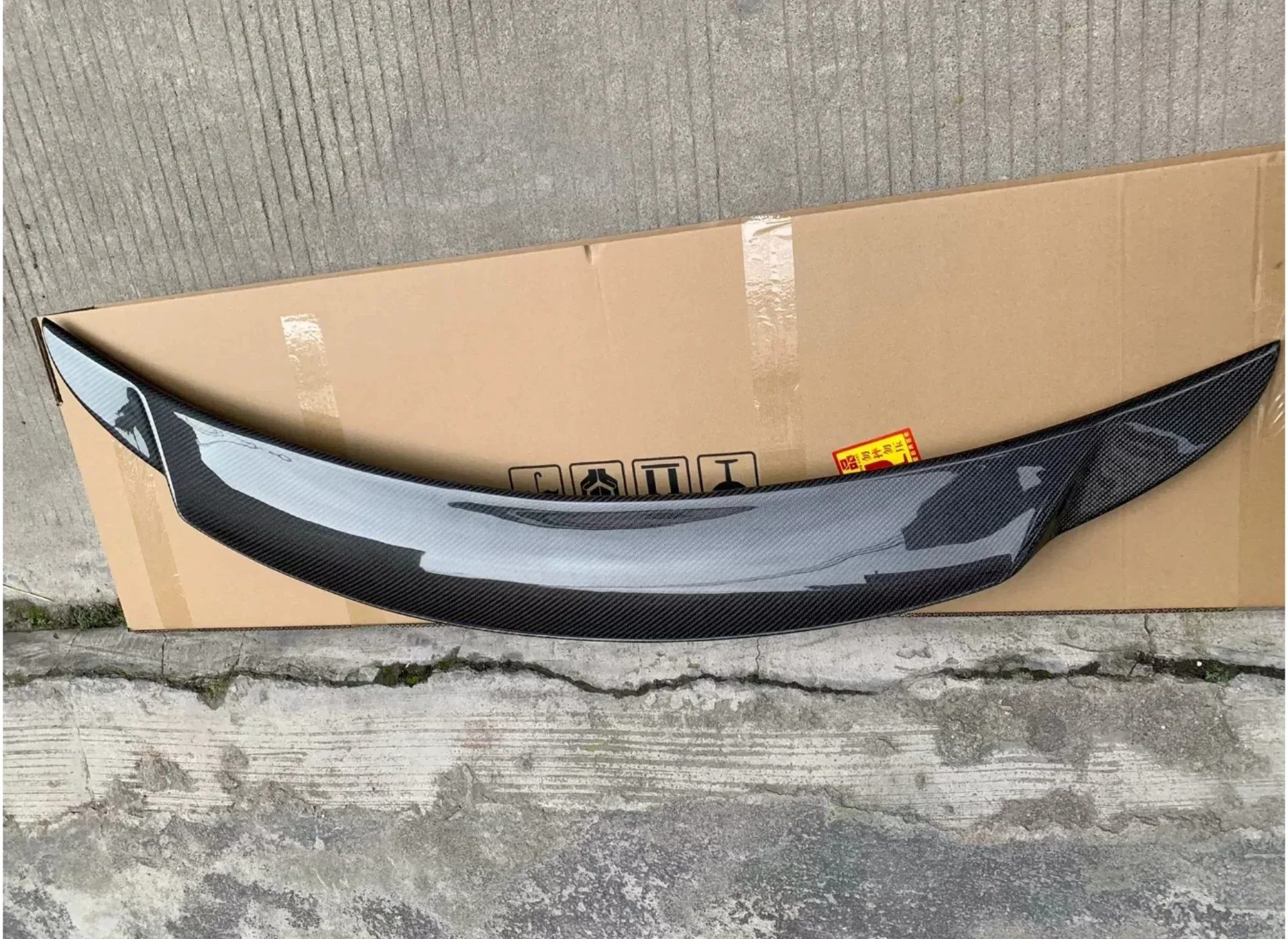Alerón trasero fibra de carbono para Infiniti G37 – kit tuning deportivo - imagen 3
