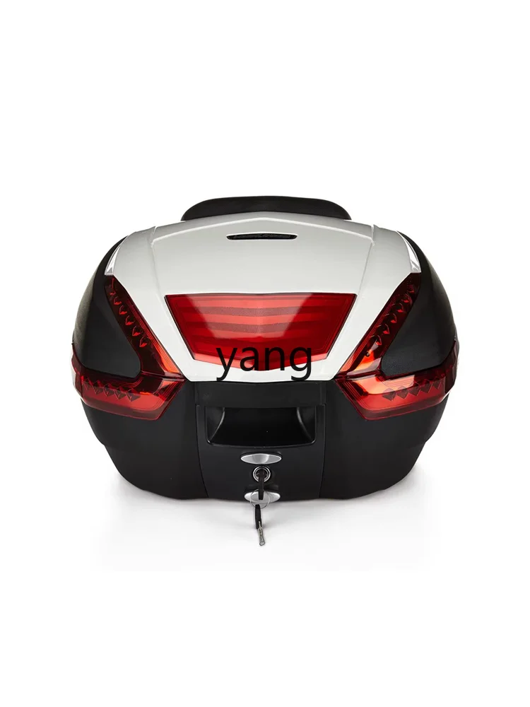 Baúl trasero para moto CX extragrande con espacio para casco - imagen 4