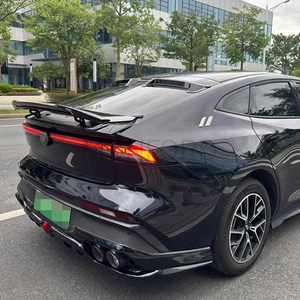 Alerón trasero con acabado de carbono para Changan UNI-V 2022-2024 - imagen 4
