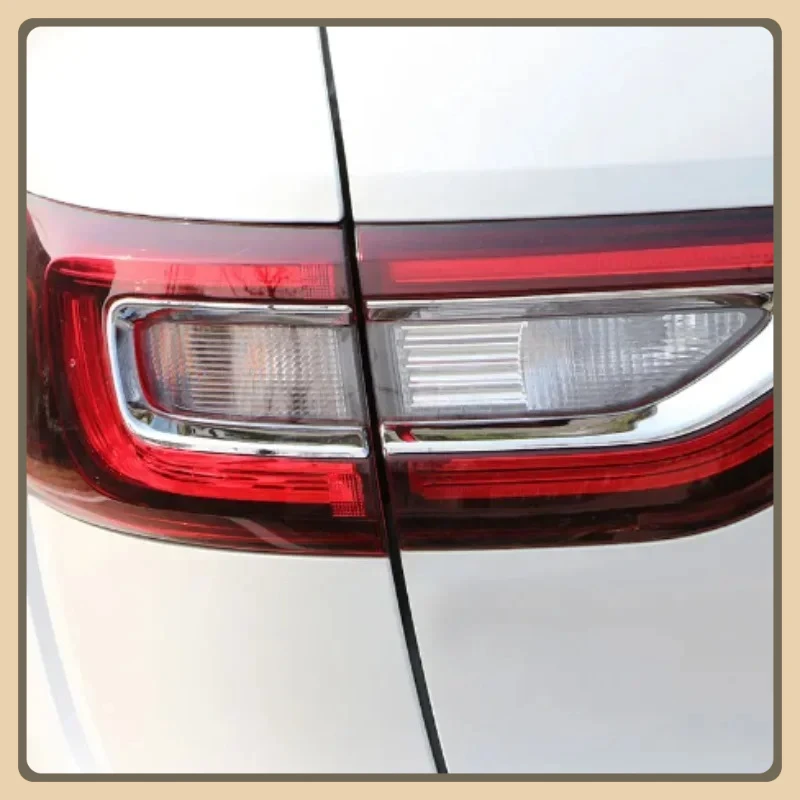 Marco embellecedor de luces traseras cromado Renault Koleos/QM6 - imagen 3