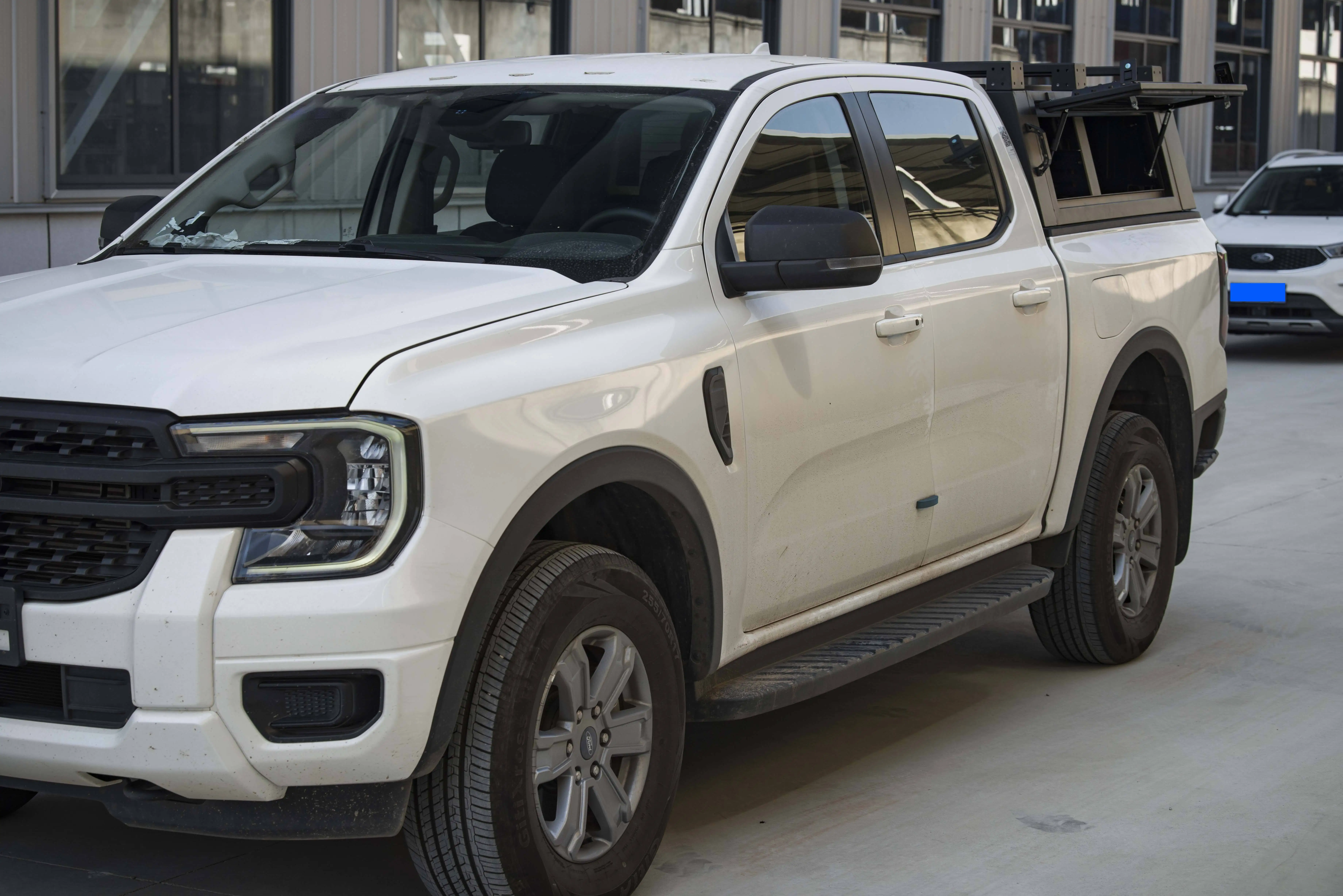 MN-Steel tapa dura estanca de aluminio con bloqueo para camioneta - imagen 4