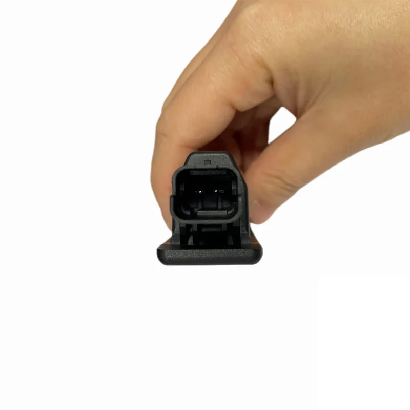 Luz de matrícula trasera 6340G3/6340F0 para Peugeot y Citroën - imagen 4