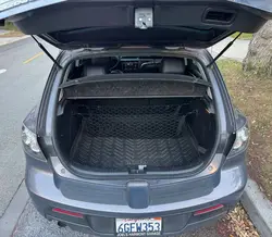 Puntales automáticos para puerta trasera con resorte Mazda3 MK1