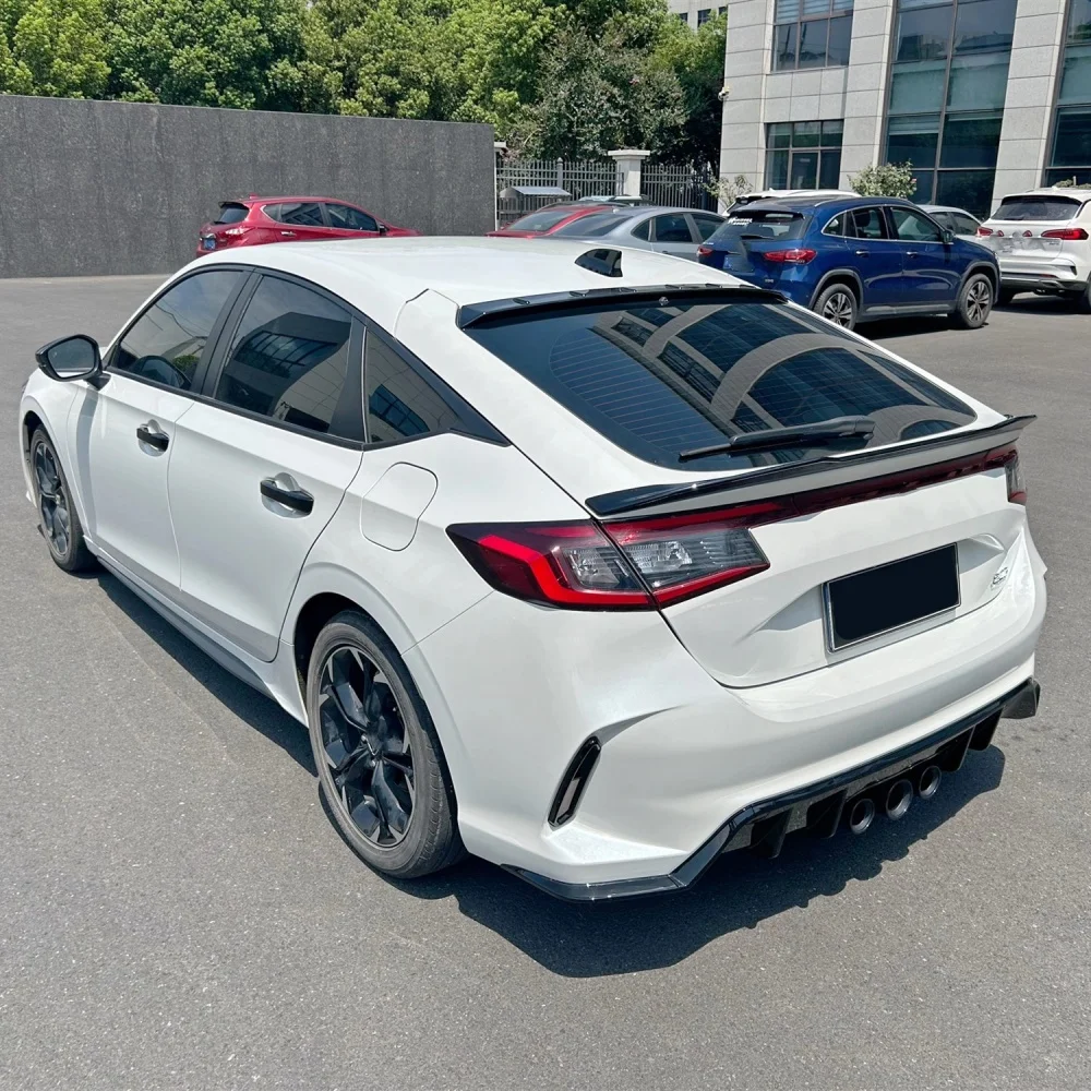 Difusor trasero sin pintar para Honda Civic XI (2021-2024) - imagen 5