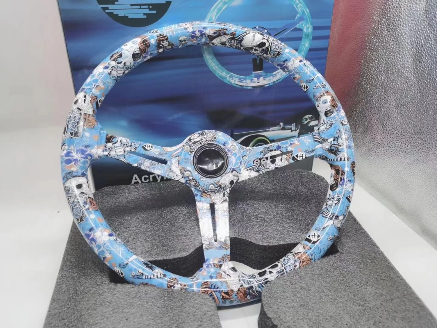 Volante de carreras acrílico con motivo dibujos animados - imagen 3