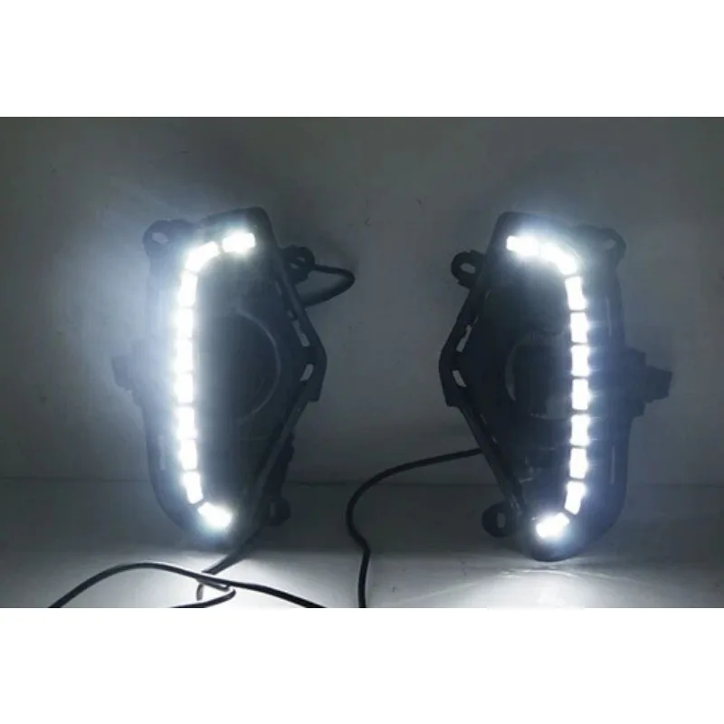 Luz antiniebla delantera Toyota RAV4 2019-2022 - imagen 2