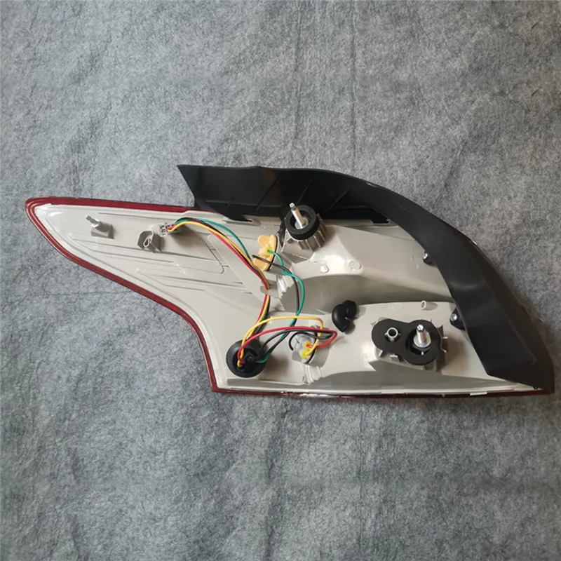 Piloto trasero LED para Ford Focus 2012-2014 con luz de freno lateral - imagen 4