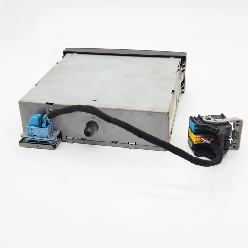 Detalle del conector y compatibilidad con radios NAC