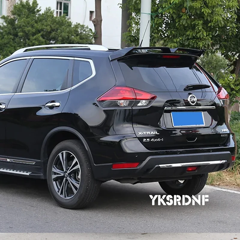 Vista lateral del alerón para Nissan X-Trail