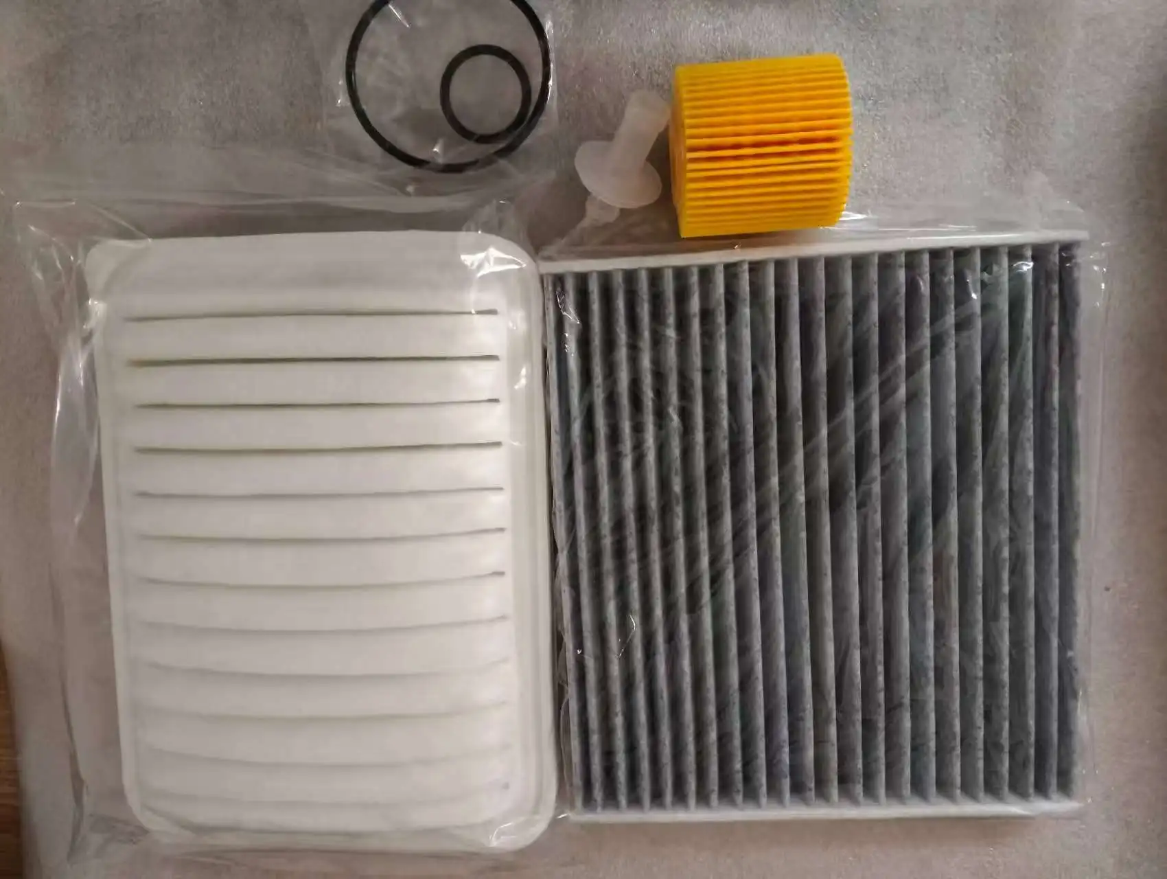 17801-21050 Filtro aire cabina carbón activo Toyota Corolla 2ZR-FE