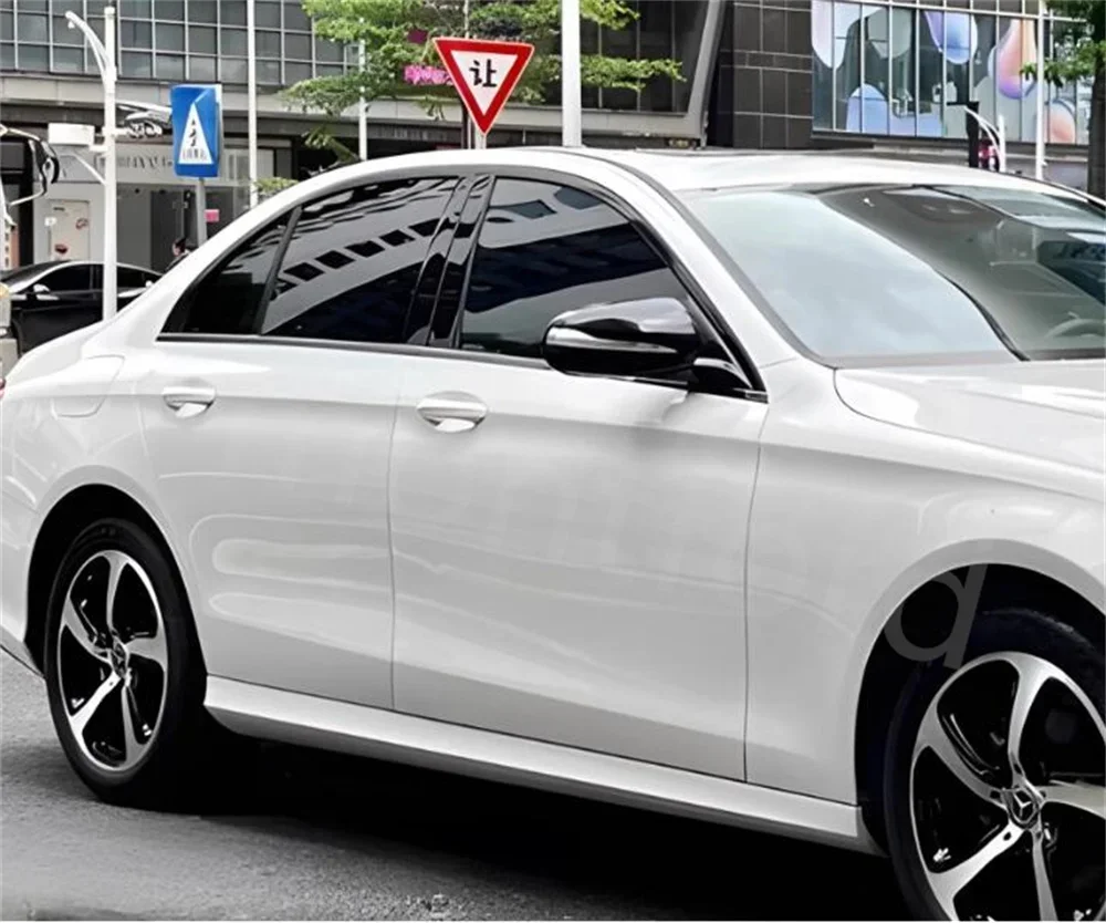 Embellecedor negro de lentejuelas para Mercedes Clase E W213 2016-2023 - imagen 3