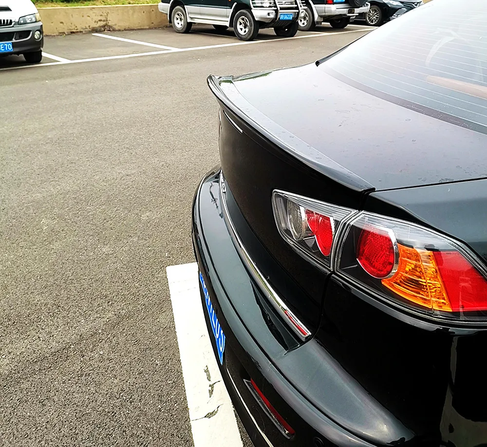 Detalle del alerón para el Mitsubishi Lancer EX EVO