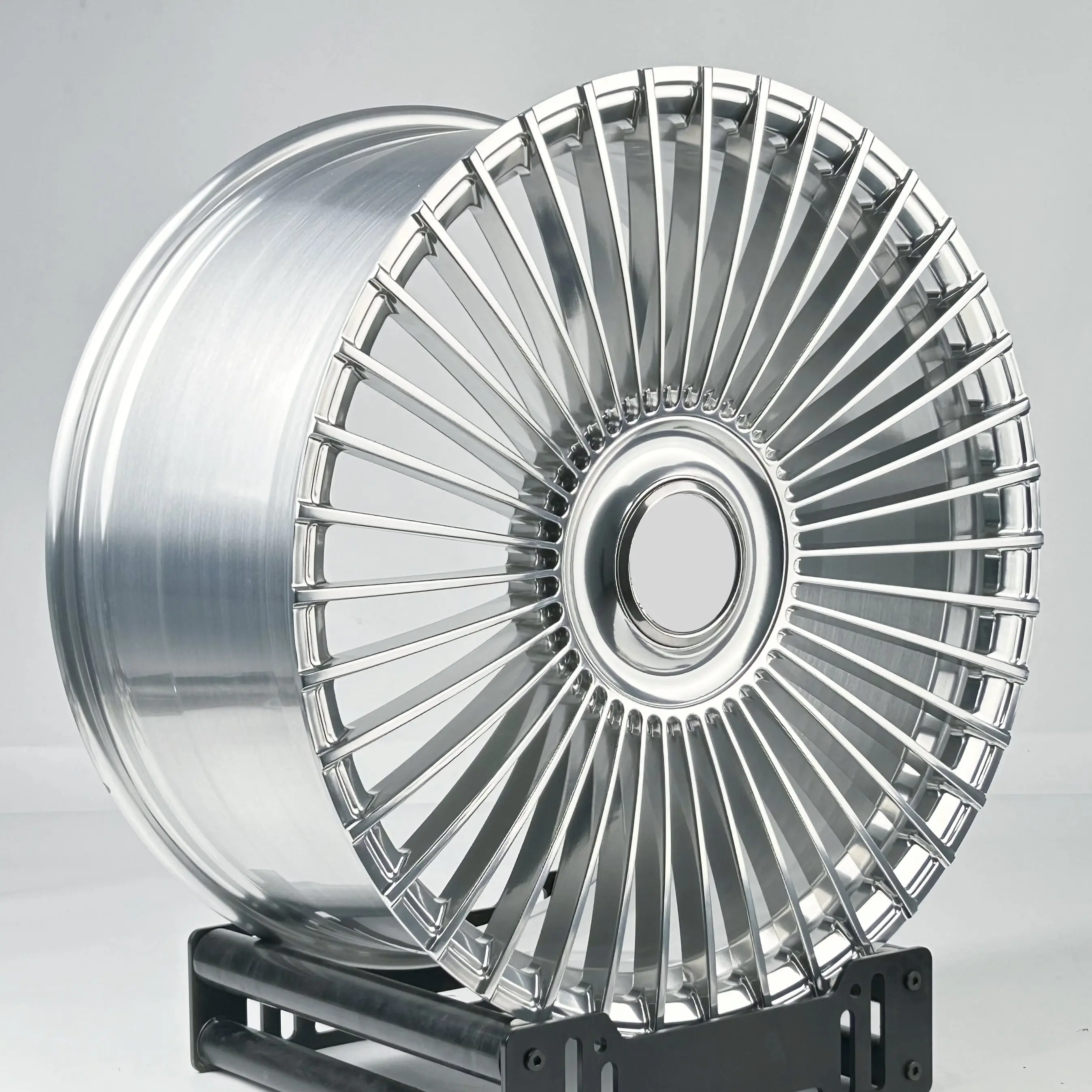 Llantas forjadas Bku 5x112 pulidas – Mercedes Maybach W222 - imagen 4