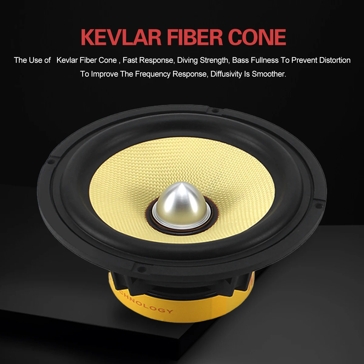 Altavoces instalados en las puertas de un coche