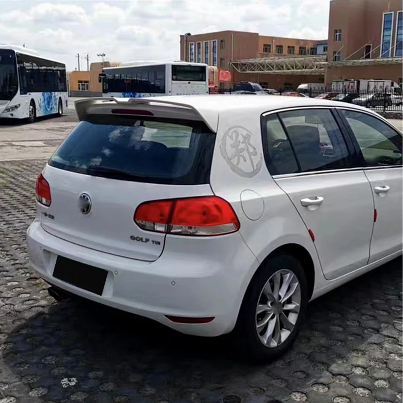 Alerón trasero para Volkswagen Golf 6 MK6 visto desde el vehículo
