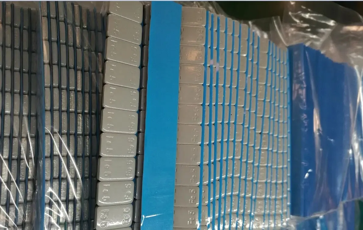 Kit de contrapesos adhesivos para equilibrado de ruedas 240 g - imagen 4
