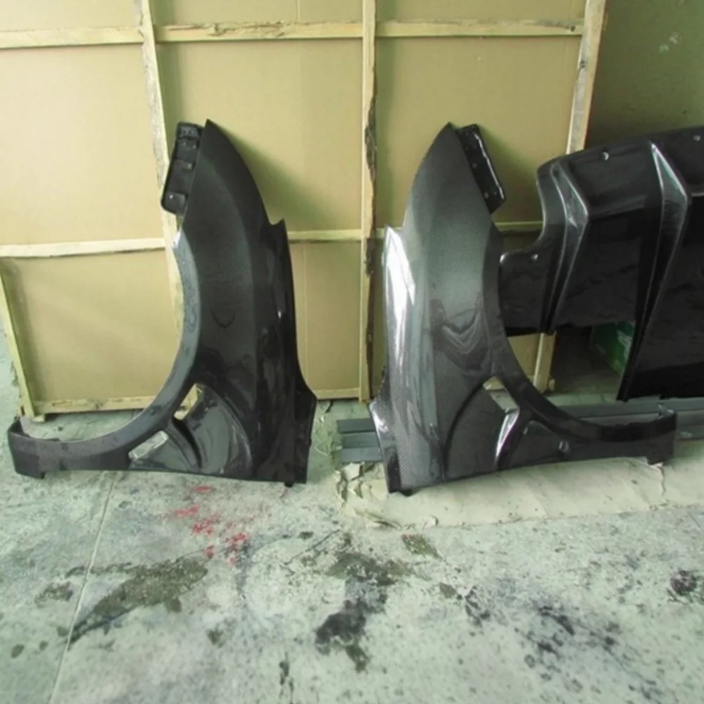 Guardabarros fibra de carbono húmedo sport para Suzuki Swift - imagen 4