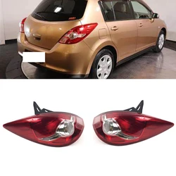 Parachoques trasero Nissan Tiida Hatchback 2008-2010 con luces