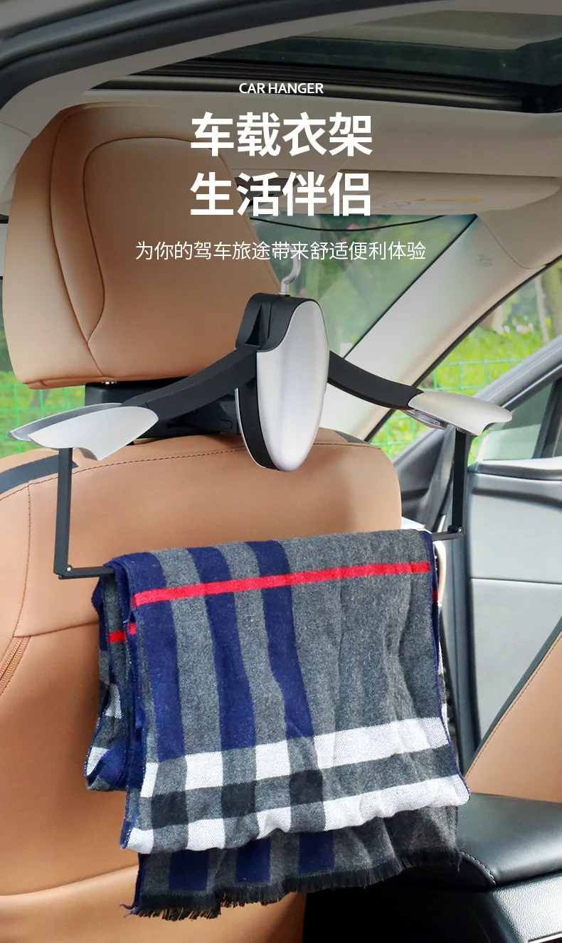 Estante para ropa de pingüino plegado en asiento trasero de coche