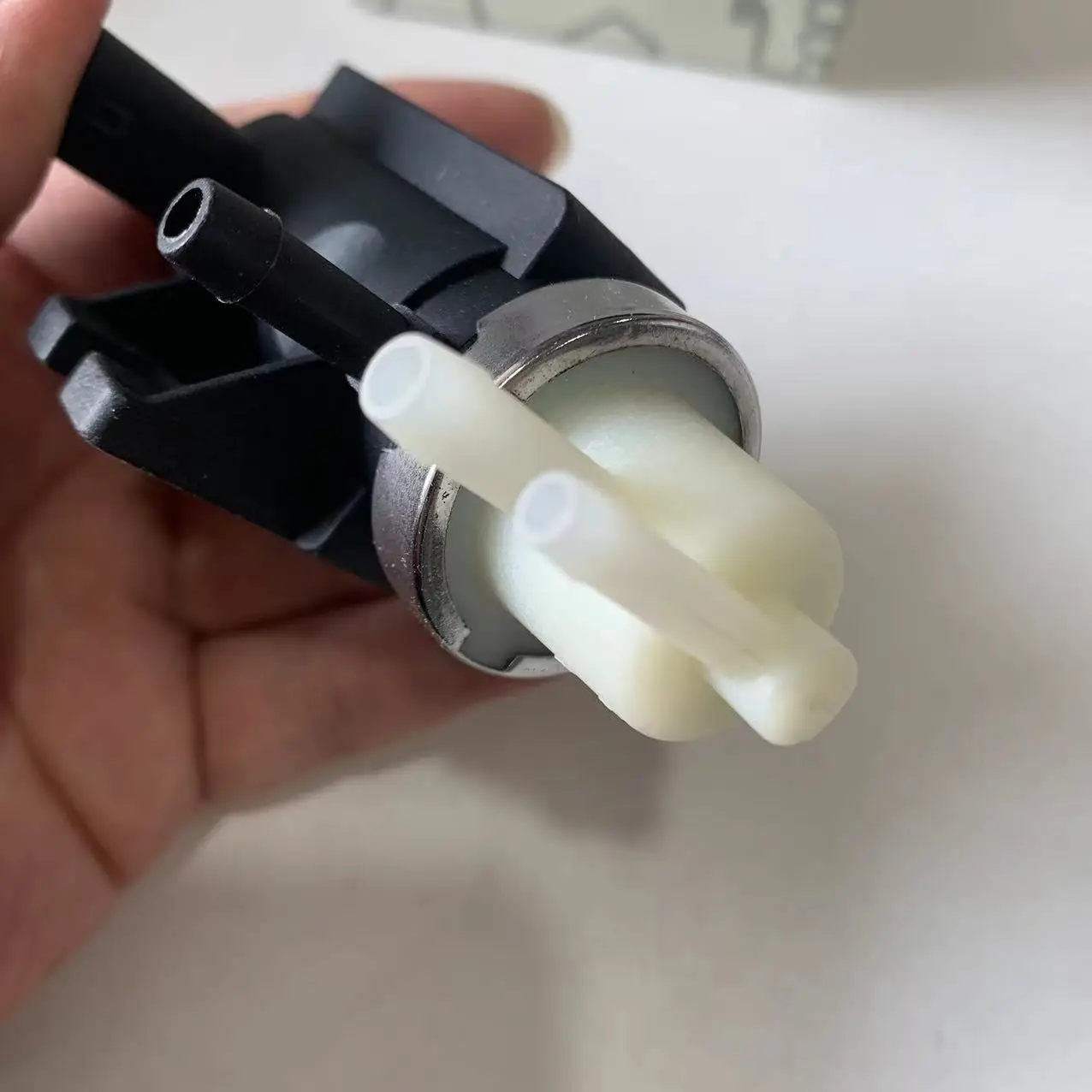 OEM A 0091533128   Válvula de presión de control de vacío Turbo Boost para MERCEDES-BENZ E Sprinter C204 A207 W212 B906 SLK C (W205) - imagen 2