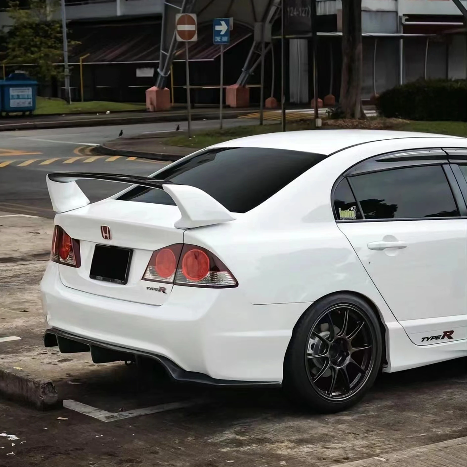 Spoiler trasero ABS Honda Civic FD2 con imprimación - imagen 5