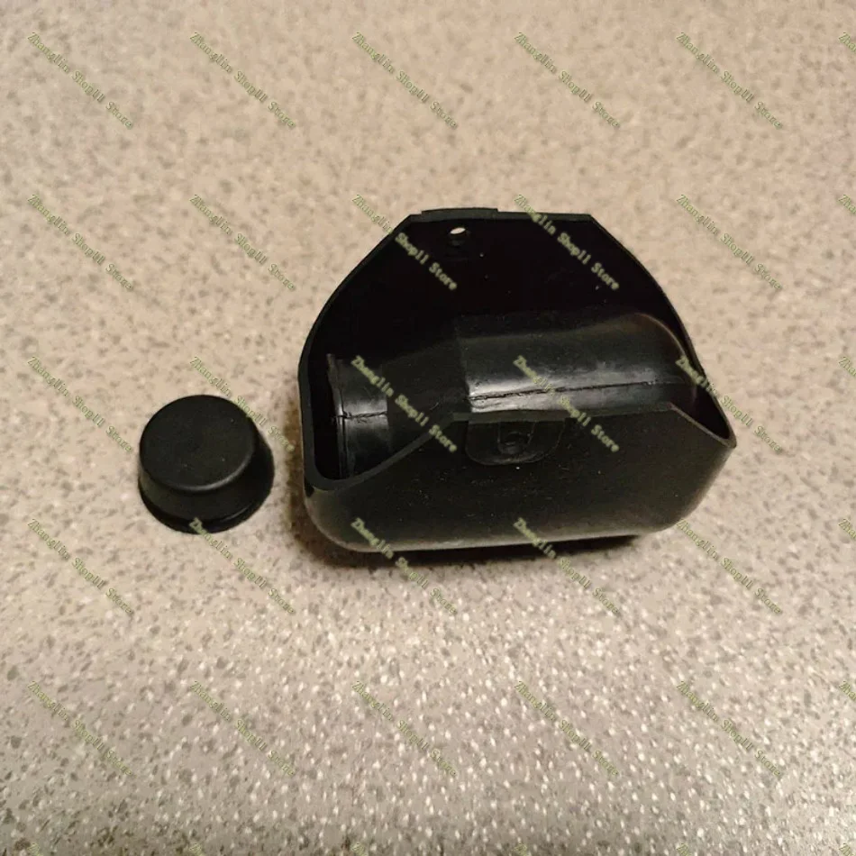 Tapa depósito de aceite hidráulico con tapón de goma para furgo - imagen 3
