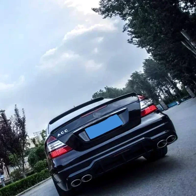 Alerón trasero labio UBUYUWANT para Mercedes Clase E W211 - imagen 2