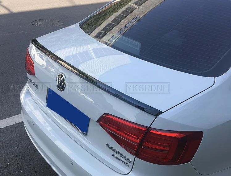 Alerón deportivo fibra carbono VW Jetta MK6 - imagen 3