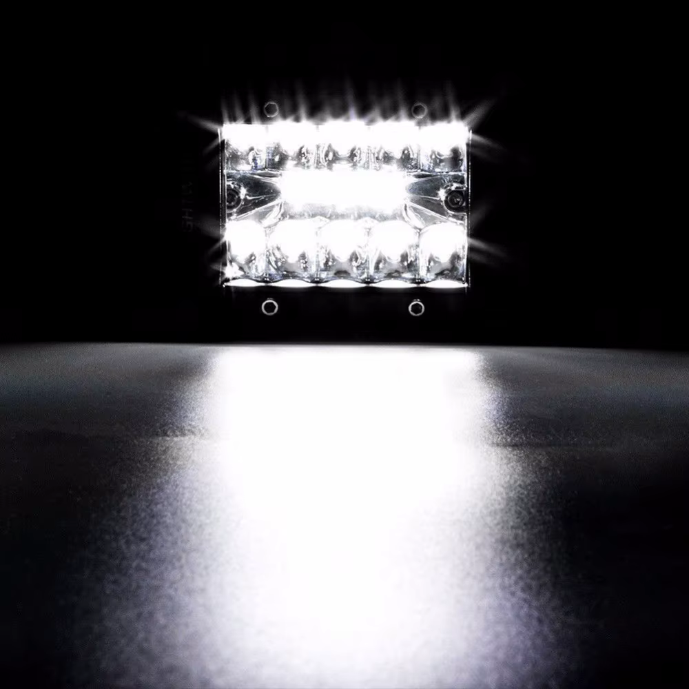 Foco LED auxiliar con soporte de montaje