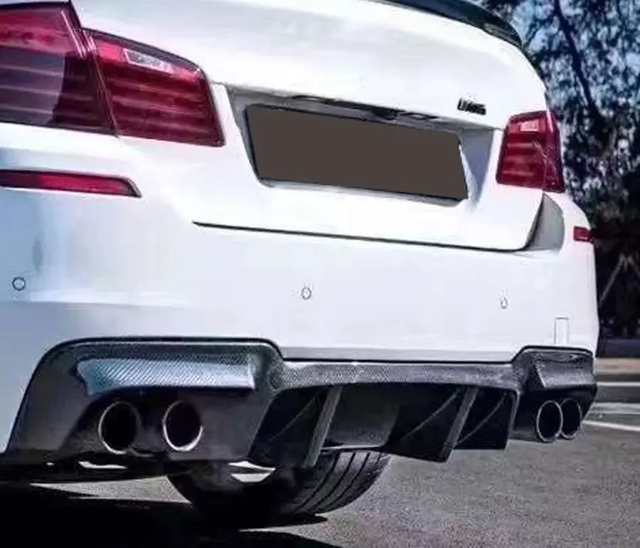 Labio trasero carbono BMW - vista lateral del difusor