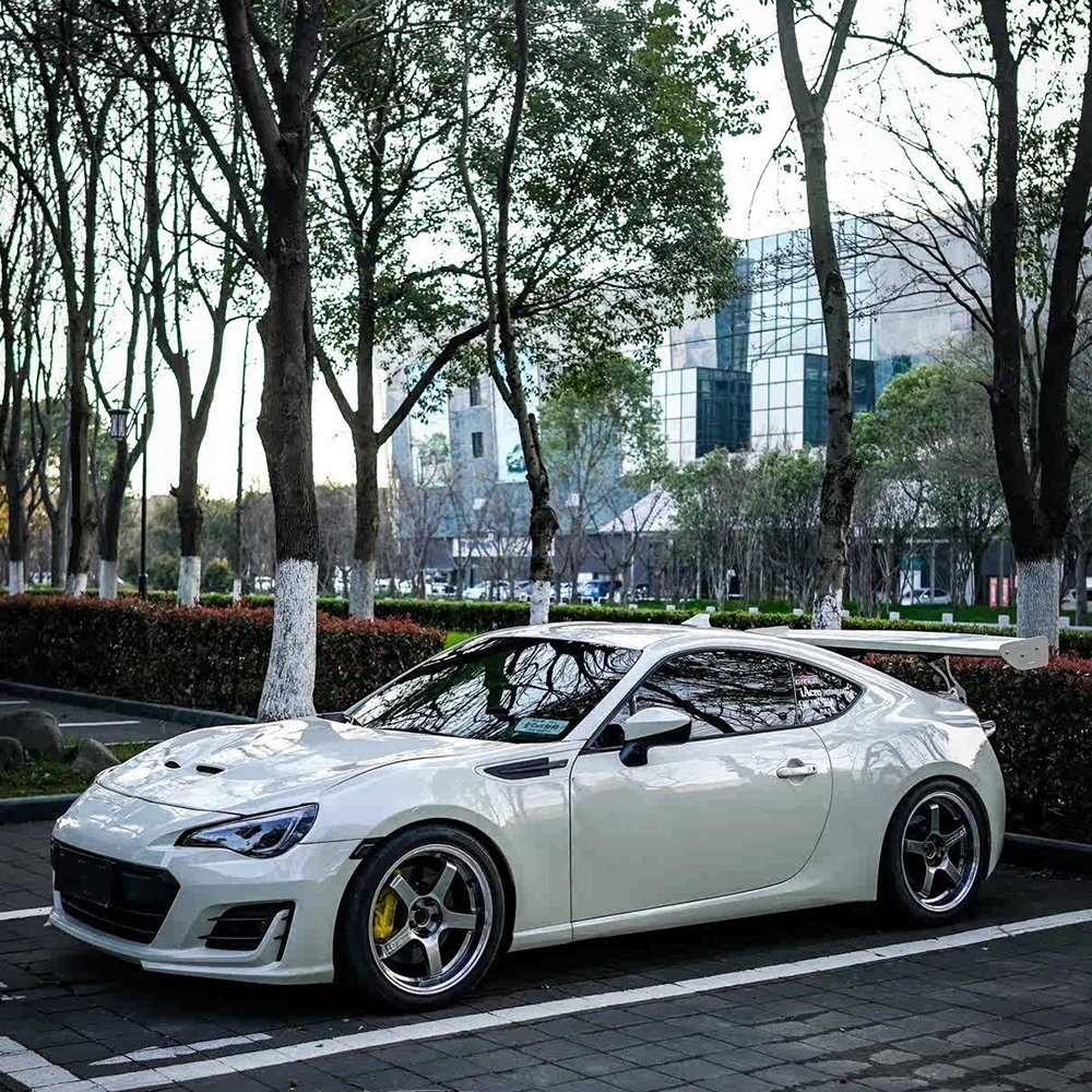 Capó delantero de fibra de carbono para Toyota GT86 y Subaru BRZ - imagen 4
