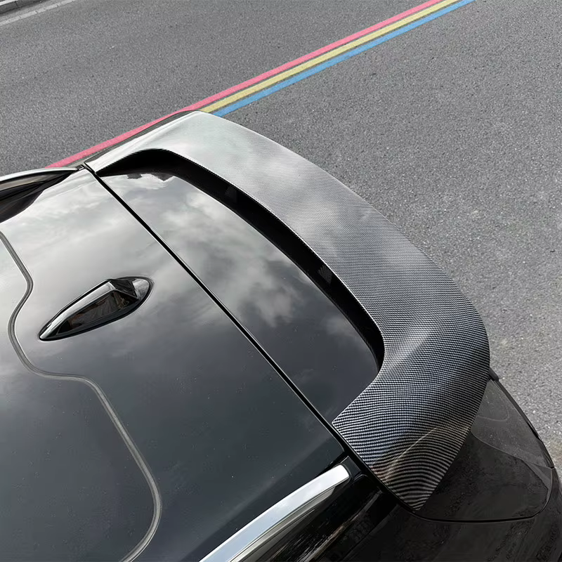 Alerón trasero negro de carbono para BMW X7 G07 M Sport 2019+ - imagen 4