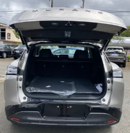 Amortiguador portón trasero Nissan Murano Z53 – repuesto original