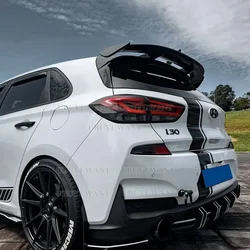 Alerón de techo ABS efecto carbono para Hyundai i20/i30 desde 2021
