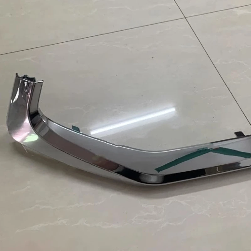 Moldura cromada rejilla Lexus LX570 2015-2020 – Kit decoración parachoques - imagen 4