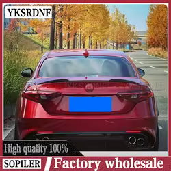 Alerón maletero fibra carbono negro brillante – Alfa Romeo Giulia Sedan 2015-2023