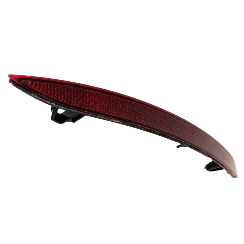 Embellecedor con luz para reflector trasero Volvo XC60 2018-2023 - imagen 4
