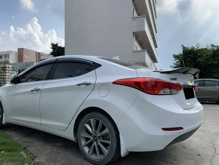 Alerón trasero fibra carbono Hyundai Elantra 2012-2015 - imagen 4