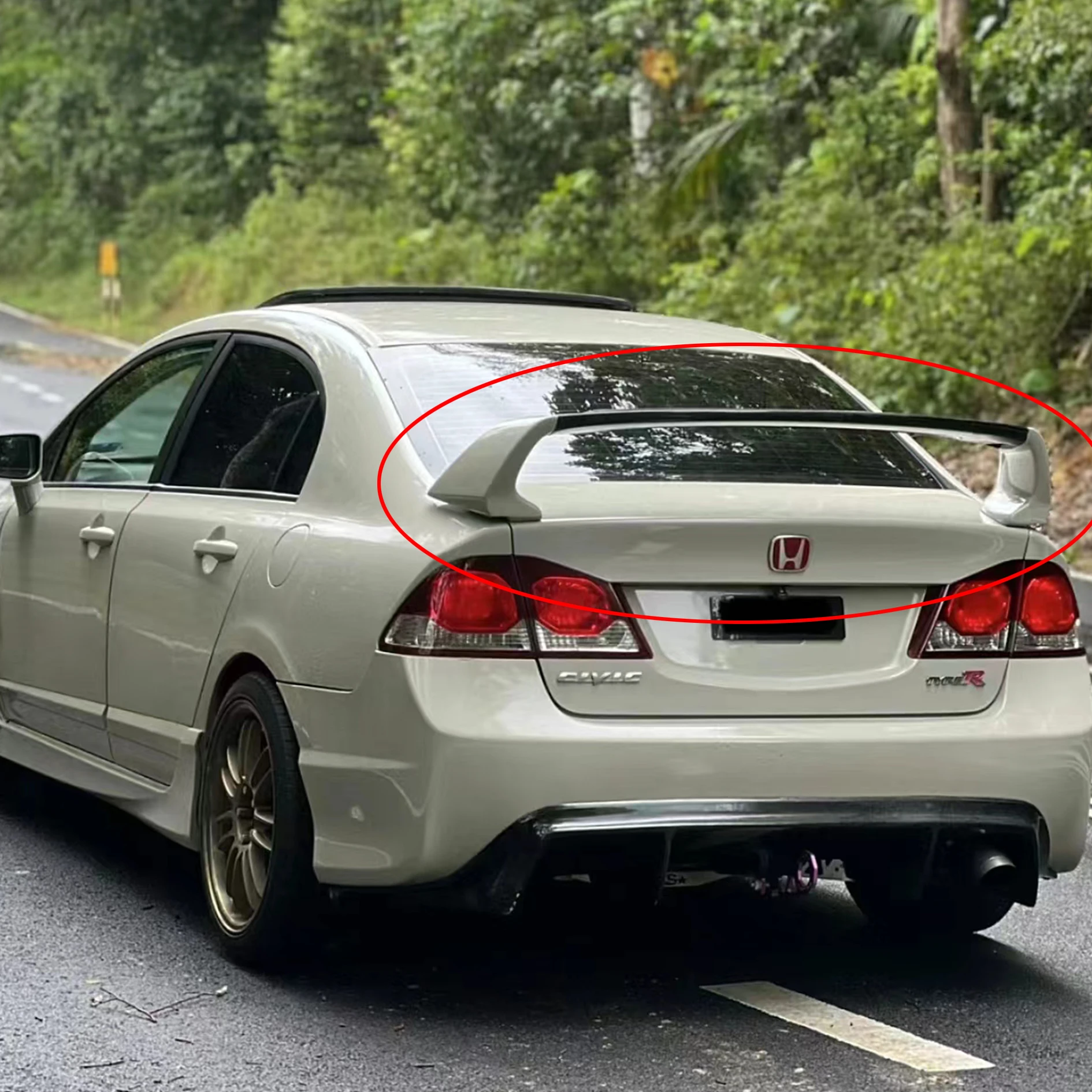 Spoiler trasero ABS Honda Civic FD2 con imprimación