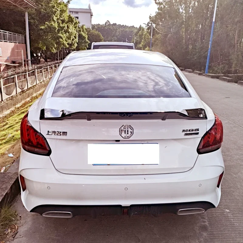 Alerón trasero MG 5 GT estilo carbono tipo R (2021-2023) - imagen 3