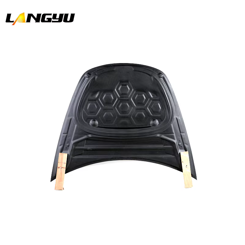 Capó Langyu V-Style de carbono seco para Tesla Model 3/Y - imagen 3