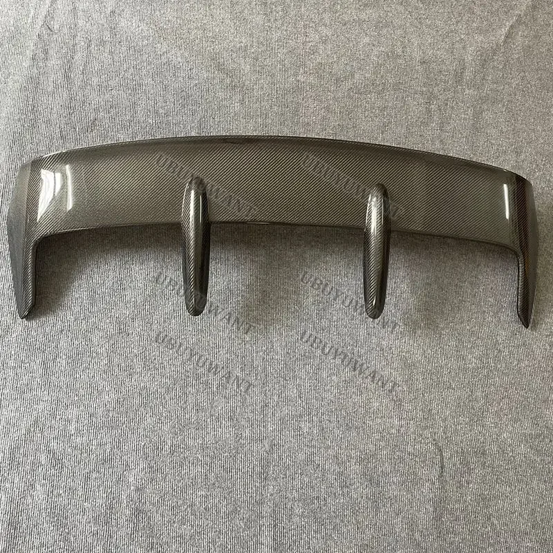 Alerón trasero fibra carbono Mazda 3 2020