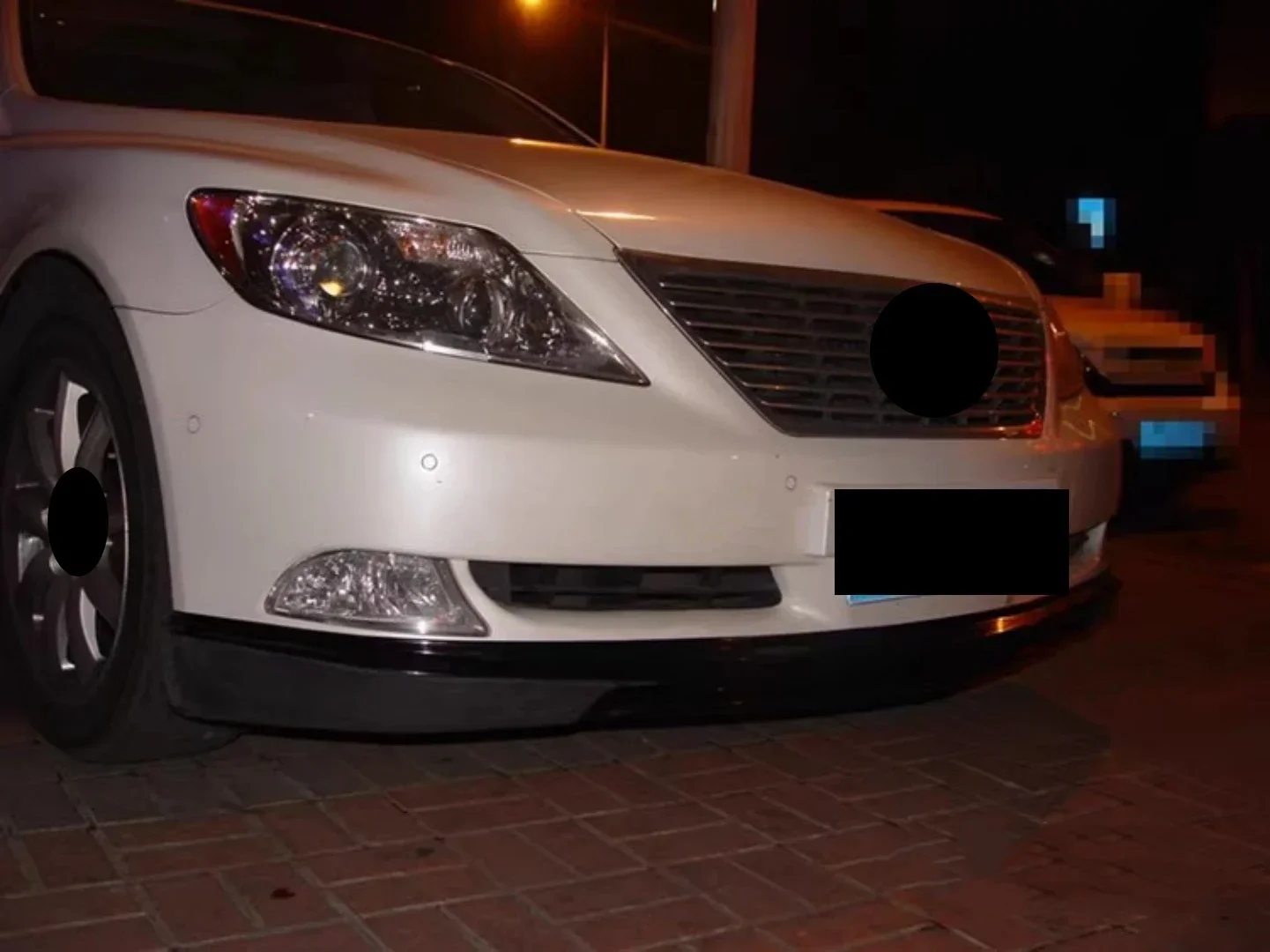 Kit de faldones laterales para Lexus LS460 y LS600 Tuning - imagen 3