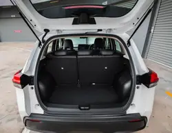 Amortiguador portón trasero Nissan Note E13 2020 resorte